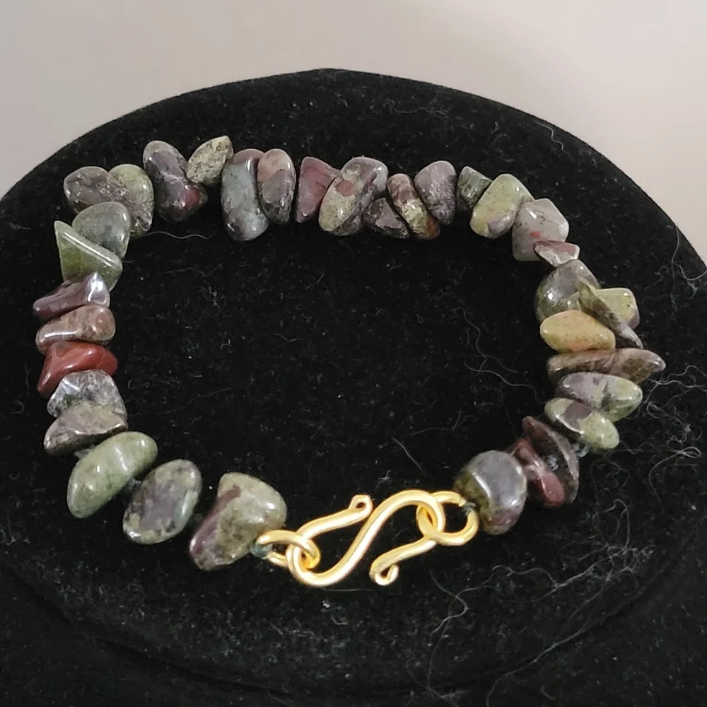 Dragon's Blood Chip Bracelet - Picture 1 of 1